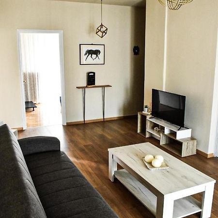 Nikis Apartment Лариса Экстерьер фото